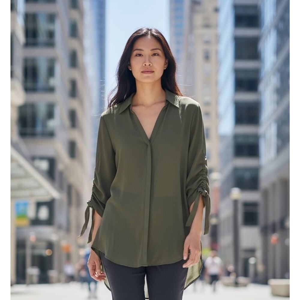 Express Women's Olive Green Blouse Ruched Sleeves V-Neck Size Small EUC